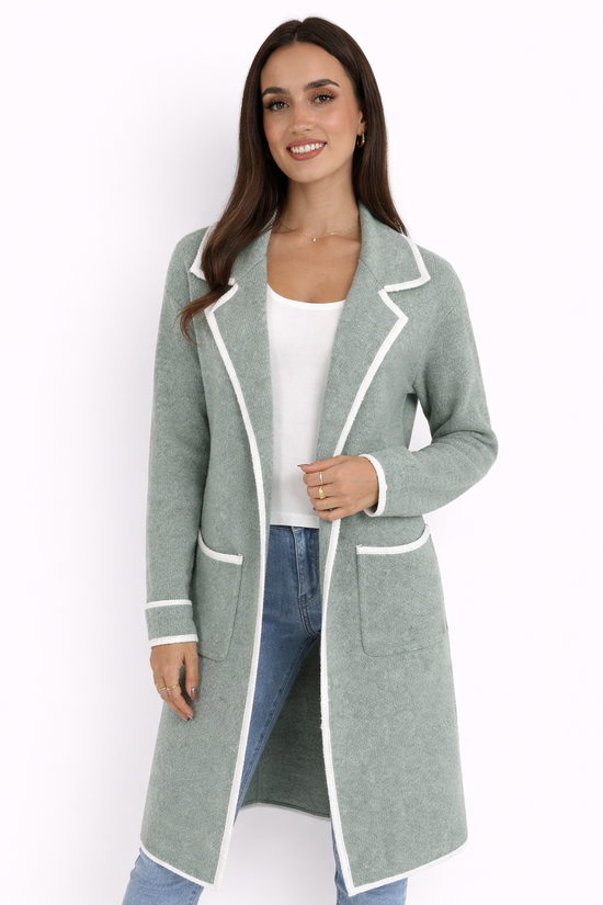 Hazel Sage Long Line Cardigan – Casual Elegance with Functional Pockets